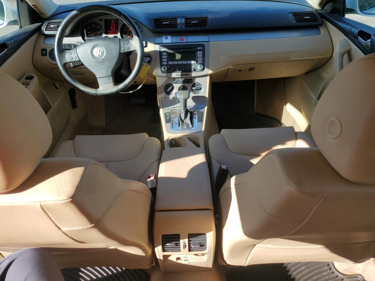 WVWAK73C78E204502 2008 Volkswagen Passat Komfort