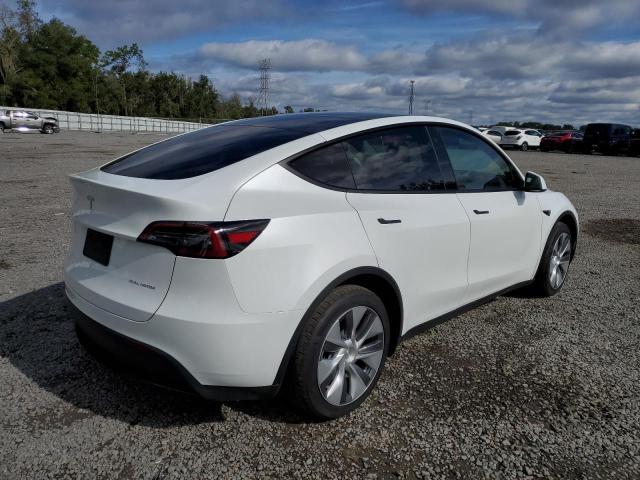 7SAYGDEE0PA035322 Tesla Model Y  3