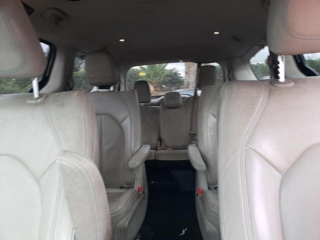 2C4RC1L77JR129499 Chrysler Pacifica Hybrid Touring L