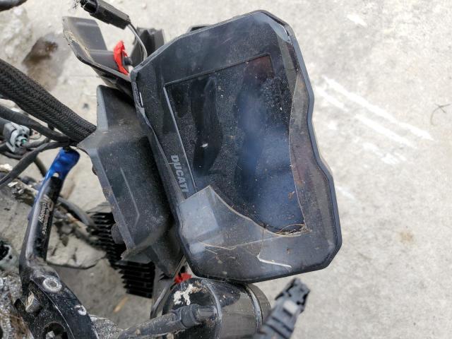 2022 DUCATI STREETFIGH ZDMFAKNW4NB007436