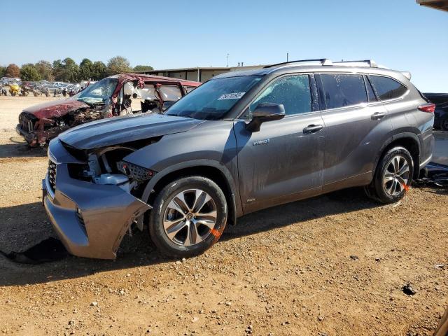 2021 Toyota Highlander Hybrid XLE