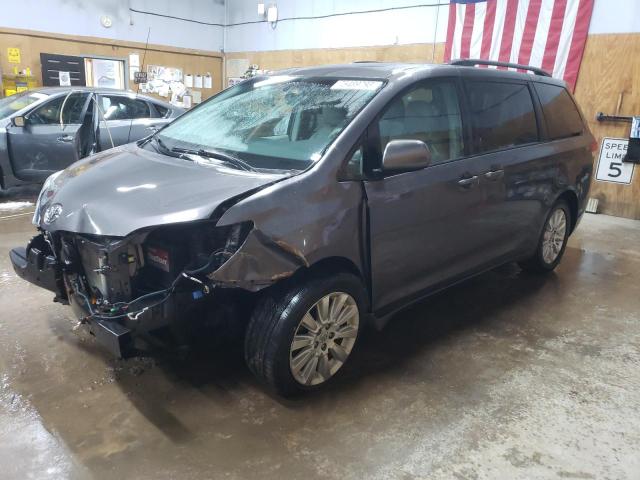 2012 Toyota Sienna XLE