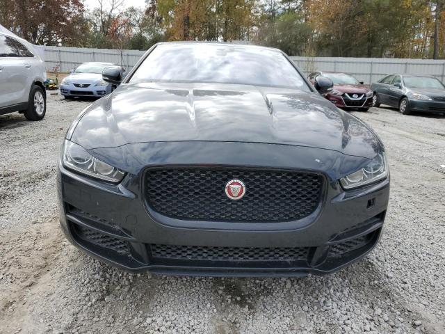 SAJAK4BV3HA973539 | 2017 JAGUAR XE PRESTIG