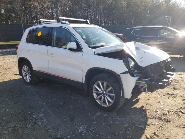 2017 VOLKSWAGEN TIGUAN WOL - WVGSV7AX6HK027181
