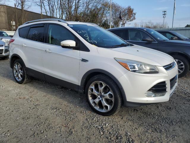 1FMCU9JX4EUB36760 Ford Escape Titanium