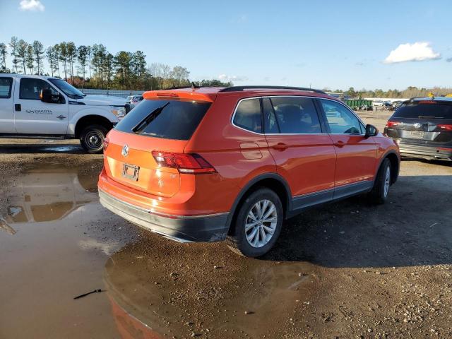 3VV3B7AX0JM091332 | 2018 Volkswagen tiguan se