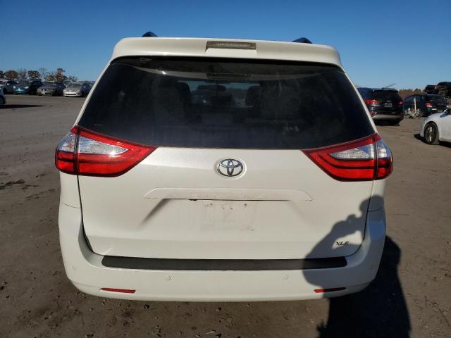 2016 TOYOTA SIENNA XLE - 5TDYK3DC8GS715134
