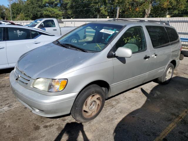 2002 Toyota Sienna LE