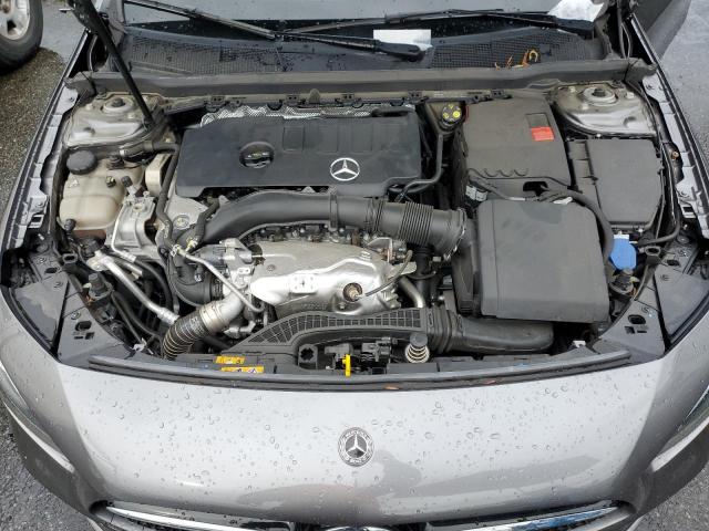 WDD3G4EB4KW003032 Mercedes-Benz A 220