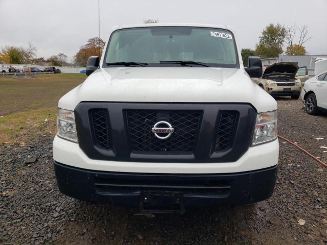 2015 NISSAN NV 1500 - 1N6BF0KM1FN800693
