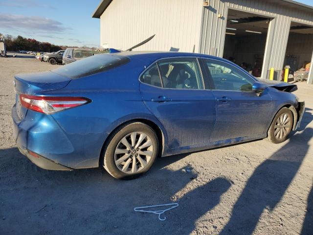 VIN 4T1C11AK2LU303970 2020 Toyota Camry, LE no.3