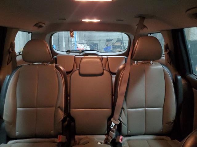KNDMB5C17H6233637 KIA SEDONA LX