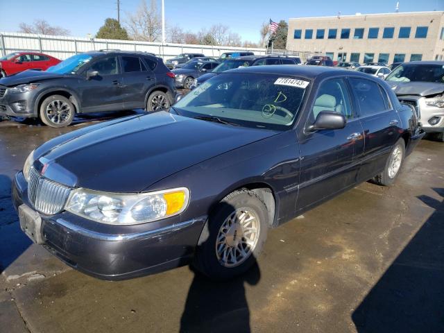 1998 Lincoln Town Car Signature