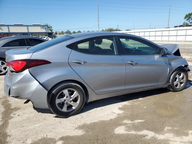 5NPDH4AE2FH633736 Hyundai ELANTRA SE