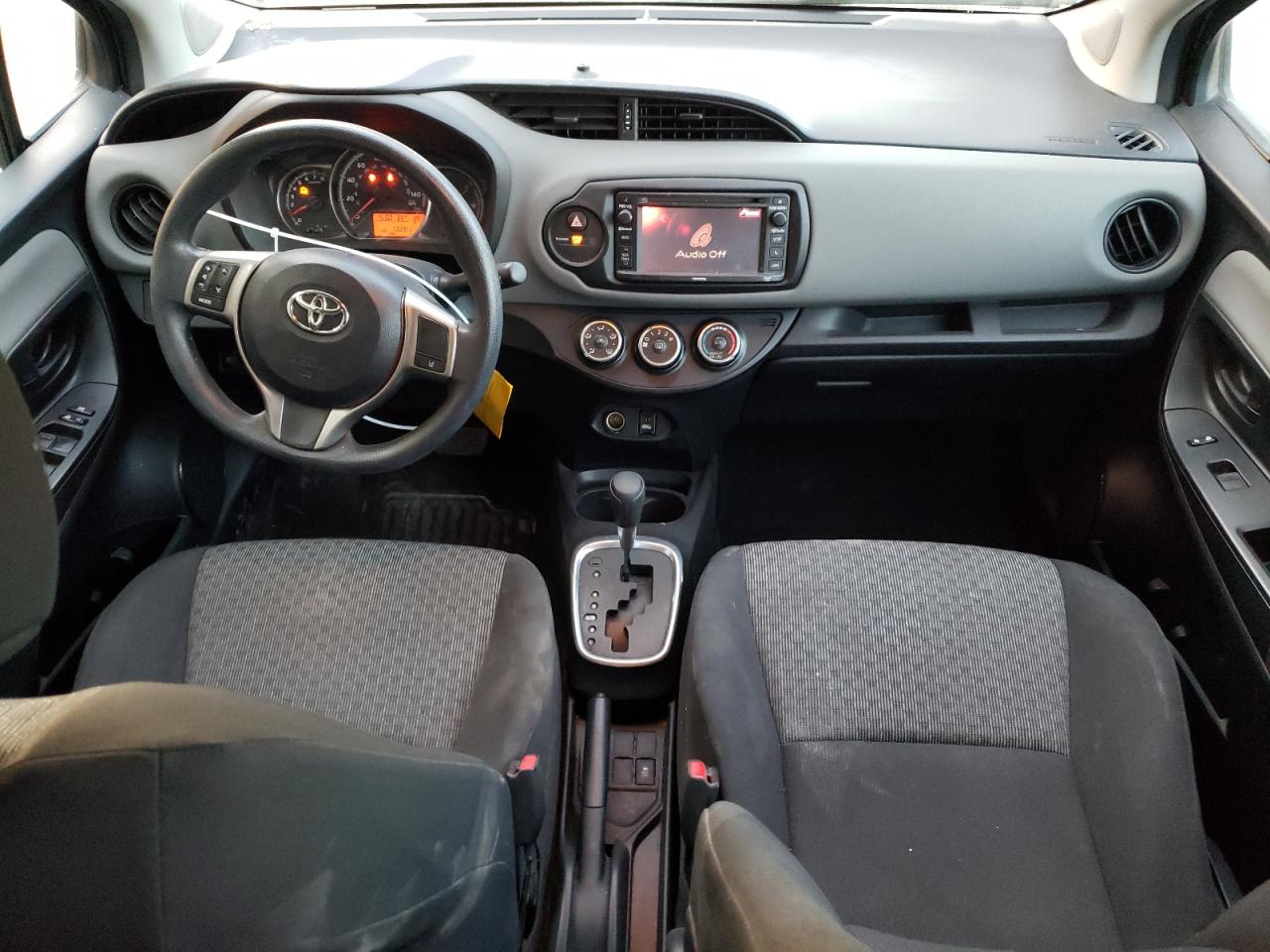 VNKKTUD37HA083872 2017 Toyota Yaris L