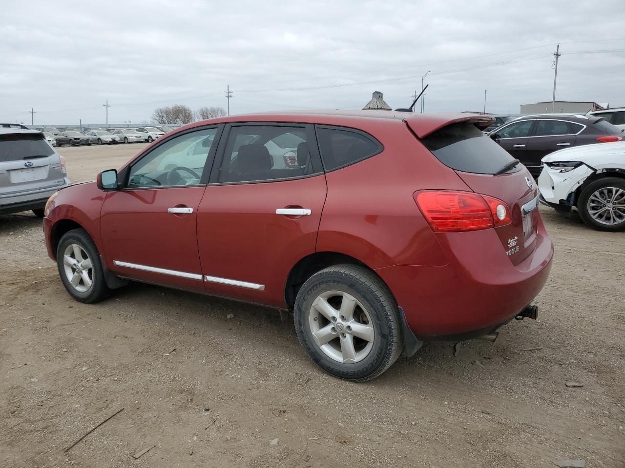 JN8AS5MV2DW610216 2013 Nissan Rogue S JN8AS5MV2DW610216 2013 Nissan Rogue S