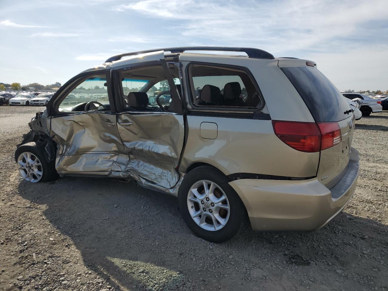 Lot #2205784390 2005 TOYOTA SIENNA CE