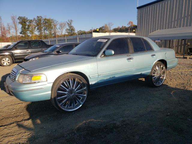 2001 Ford Crown Victoria 