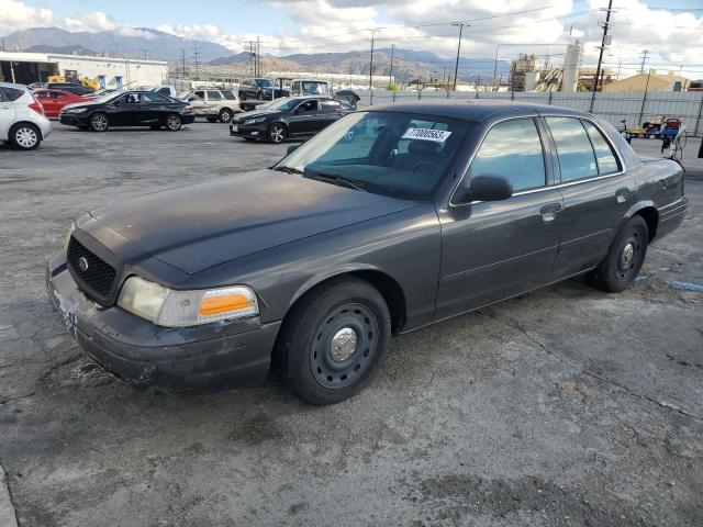 2004 Ford Crown Victoria 