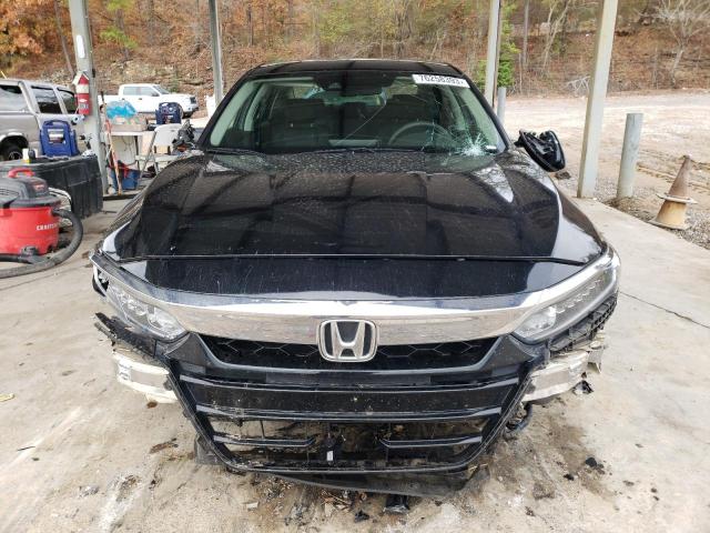 1HGCV1F15KA076493 | 2019 Honda accord lx