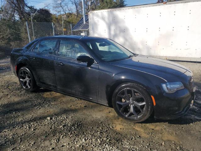 2C3CCABG1NH158701 Chrysler 300 S 4