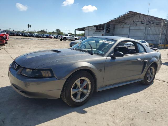 2004 Ford Mustang 