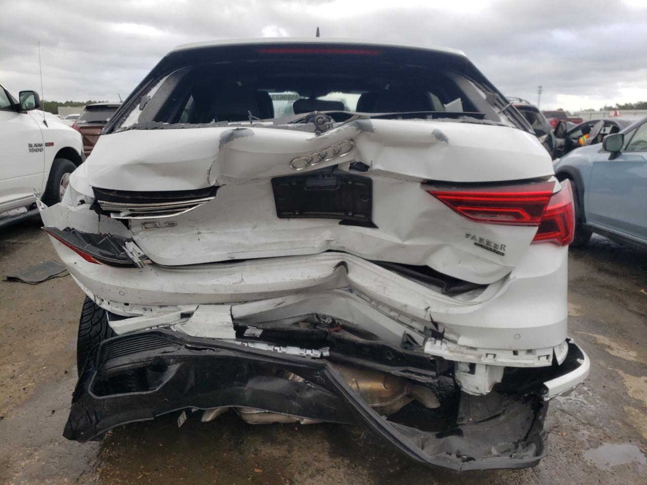 WA1EEDF34L1079908 2020 Audi Q3 Premium Plus S-Line