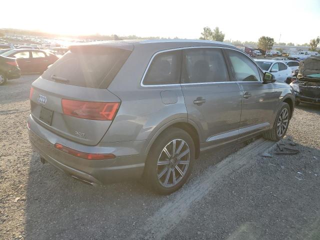 WA1LAAF71HD024424 2017 AUDI Q7, photo no. 3