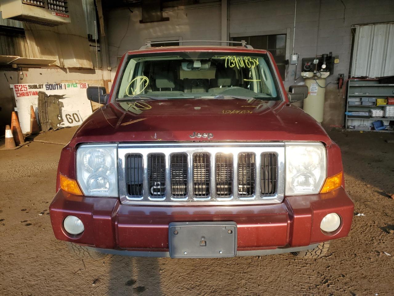 1j8hg48n98c154019 1J8HG48N98C154019 2008 Jeep Commander Sport