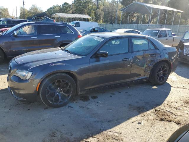 2019 Chrysler 300 Touring