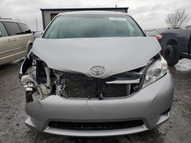 5TDKK3DC3GS735832 | 2016 Toyota sienna le