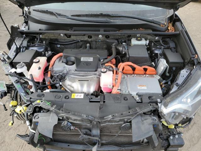 2018 TOYOTA RAV4 HV LE - JTMRJREVXJD173841