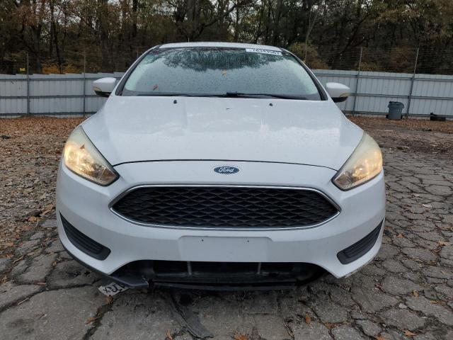 1FADP3F28FL201990 Ford FOCUS SE