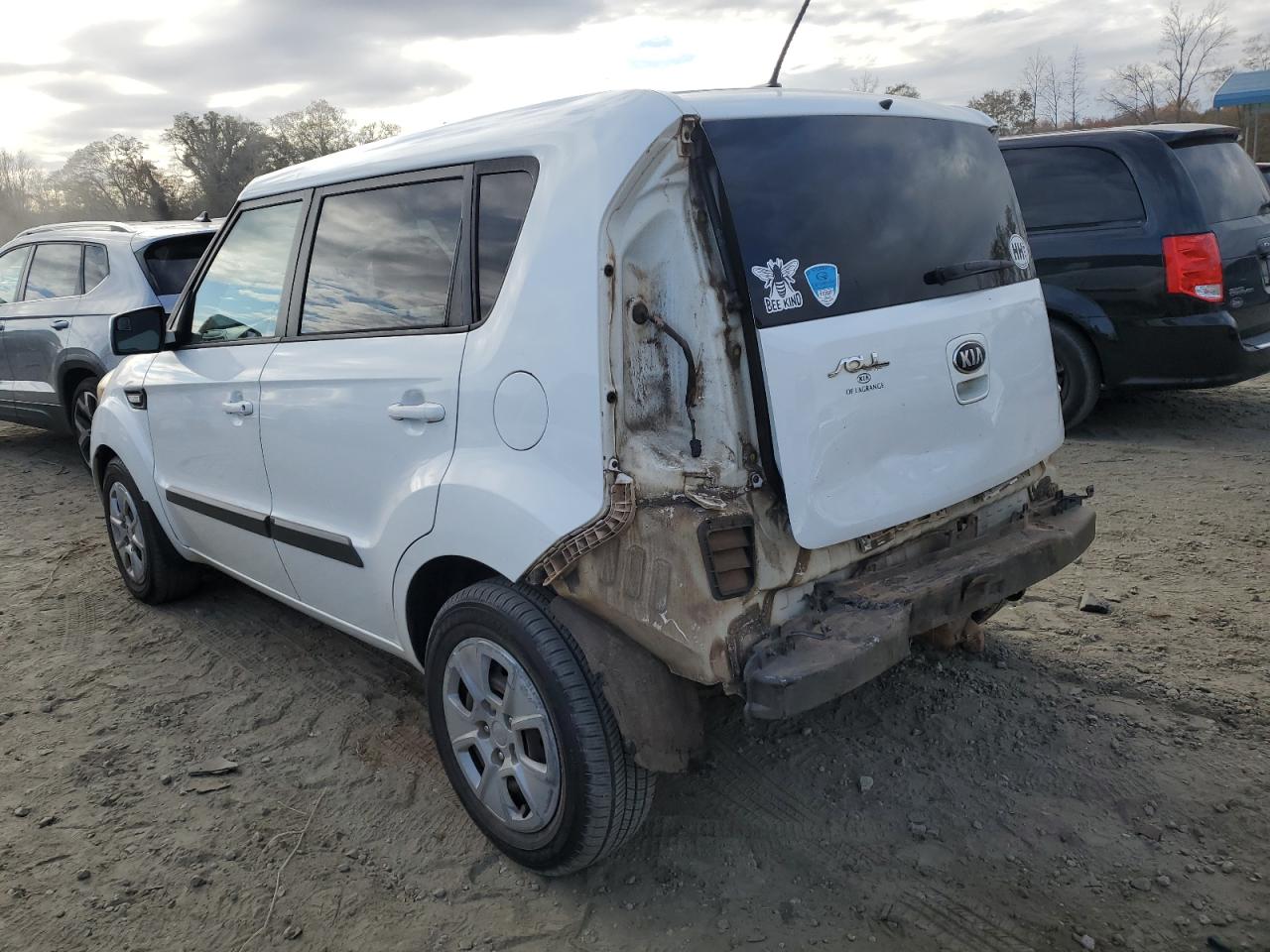 KNDJT2A56D7495853 2013 Kia Soul