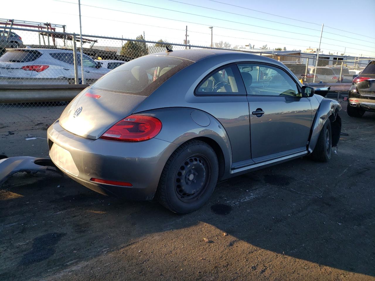 3VWFP7AT5CM616783 2012 Volkswagen Beetle