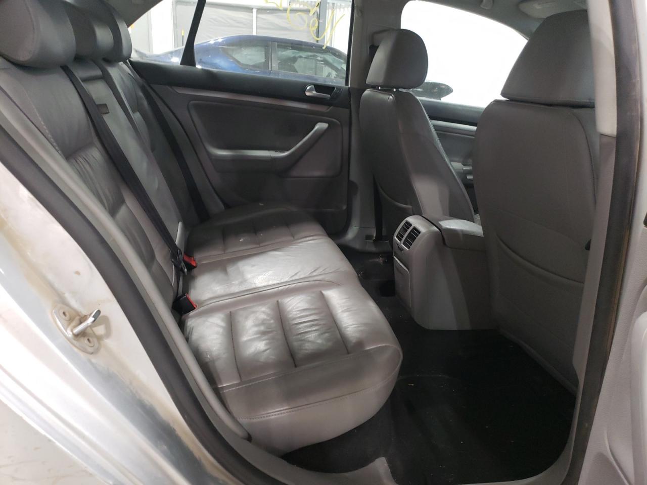 3VWDF71K37M046659 2007 Volkswagen Jetta 2.5 Option Package 2