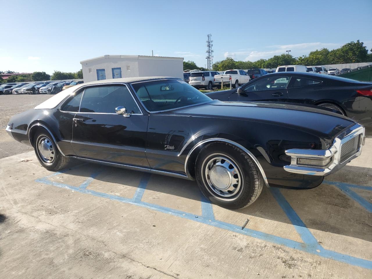 394878M615181 1968 Oldsmobile Toronado