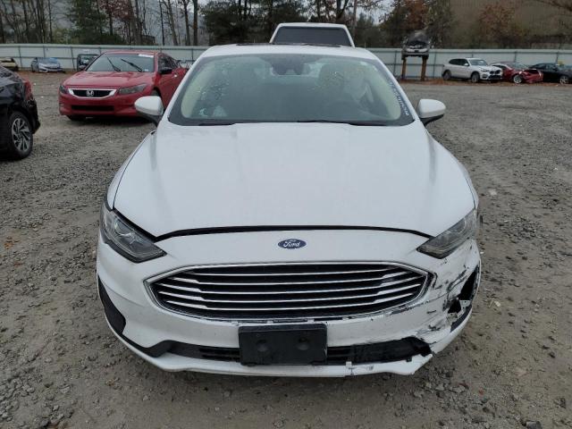 3FA6P0T94KR252746 Ford Fusion SE 5