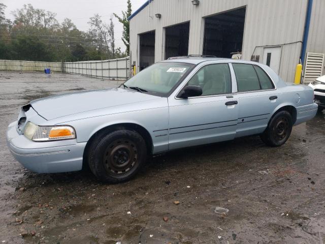 2004 Ford Crown Victoria 