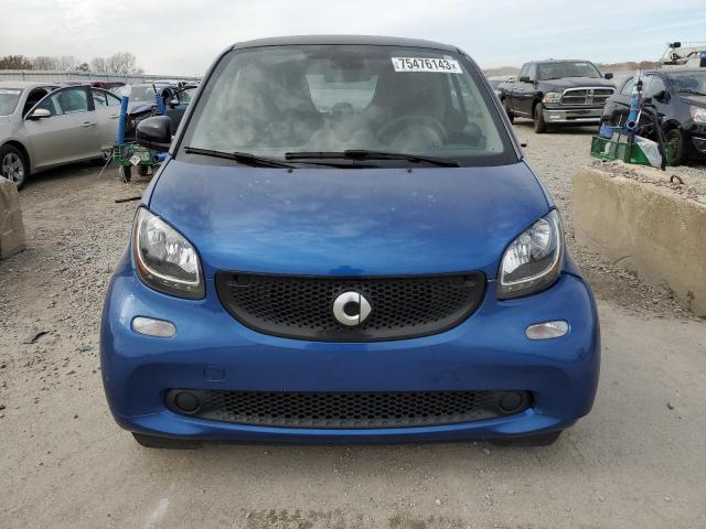 VIN WMEFJ5DA0GK056222 2016 Smart Fortwo no.5