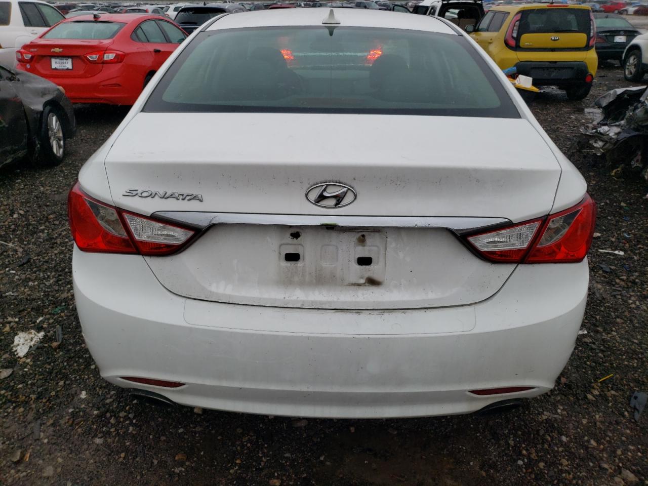5NPEC4AC0DH633880 2013 Hyundai Sonata Se