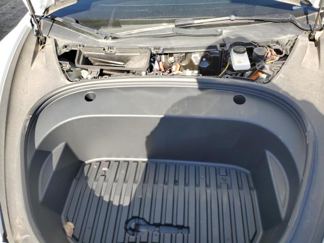 5YJ3E1EA3NF321321 Tesla MODEL 3