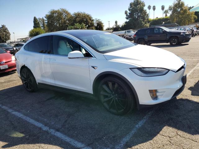 5YJXCBE22JF102477 Tesla MODEL X