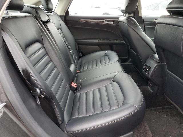 3FA6P0HD5HR342137 Ford FUSION SE
