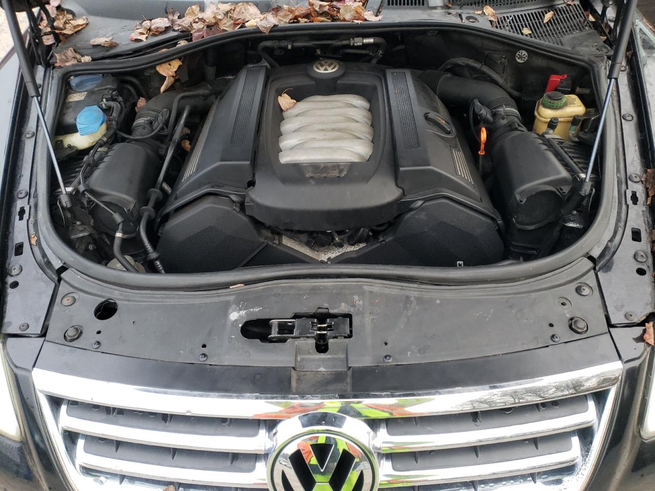 WVGEM77L44D060277 2004 Volkswagen Touareg 4.2