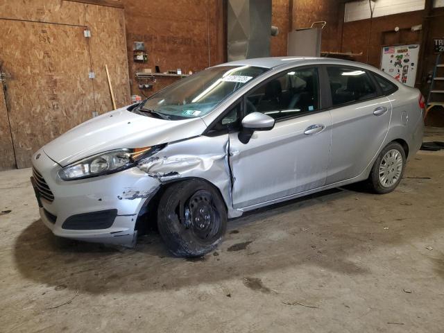 Lot #2421371195 2017 FORD FIESTA S salvage car