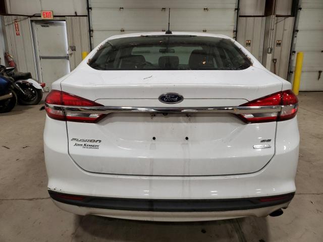 3FA6P0HD4HR136887 Ford FUSION SE