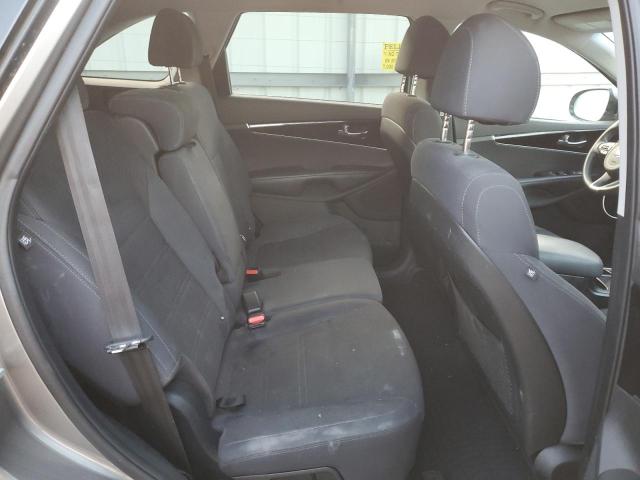 2018 KIA SORENTO LX - 5XYPG4A31JG412210
