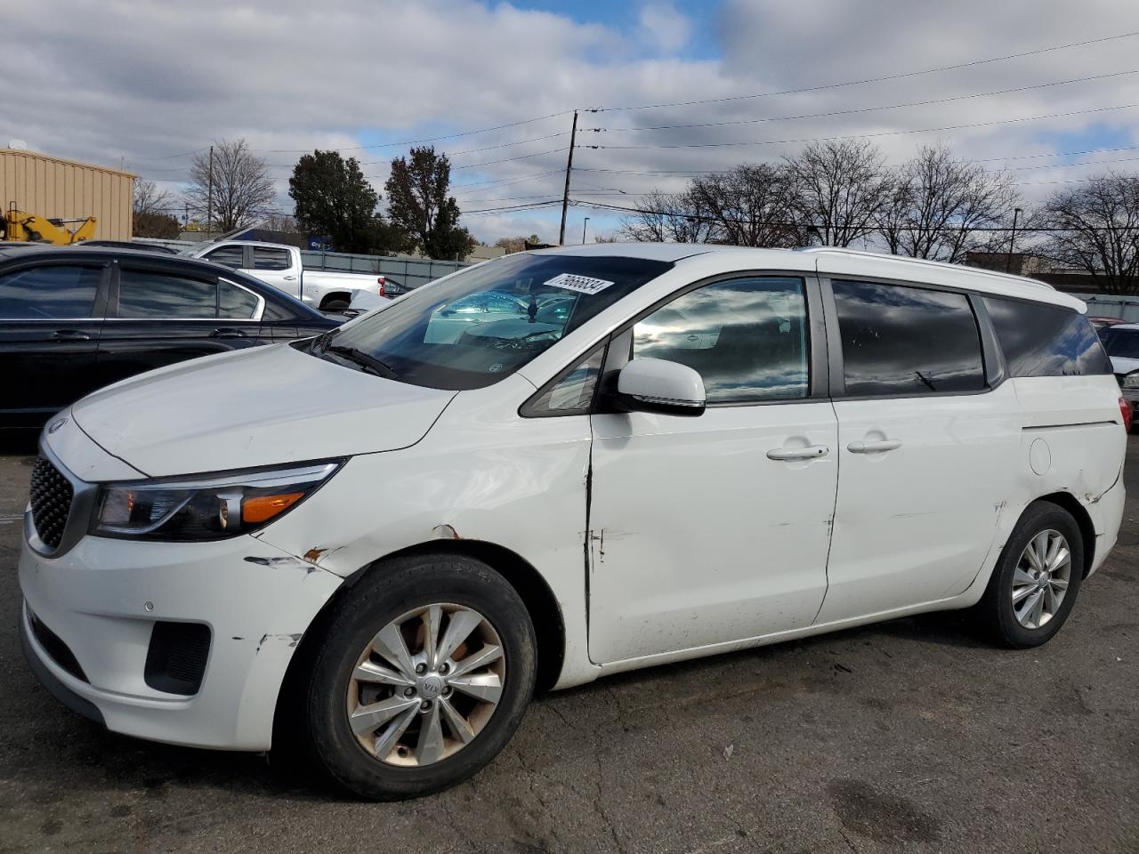 Lot #2979042632 2018 KIA SEDONA LX