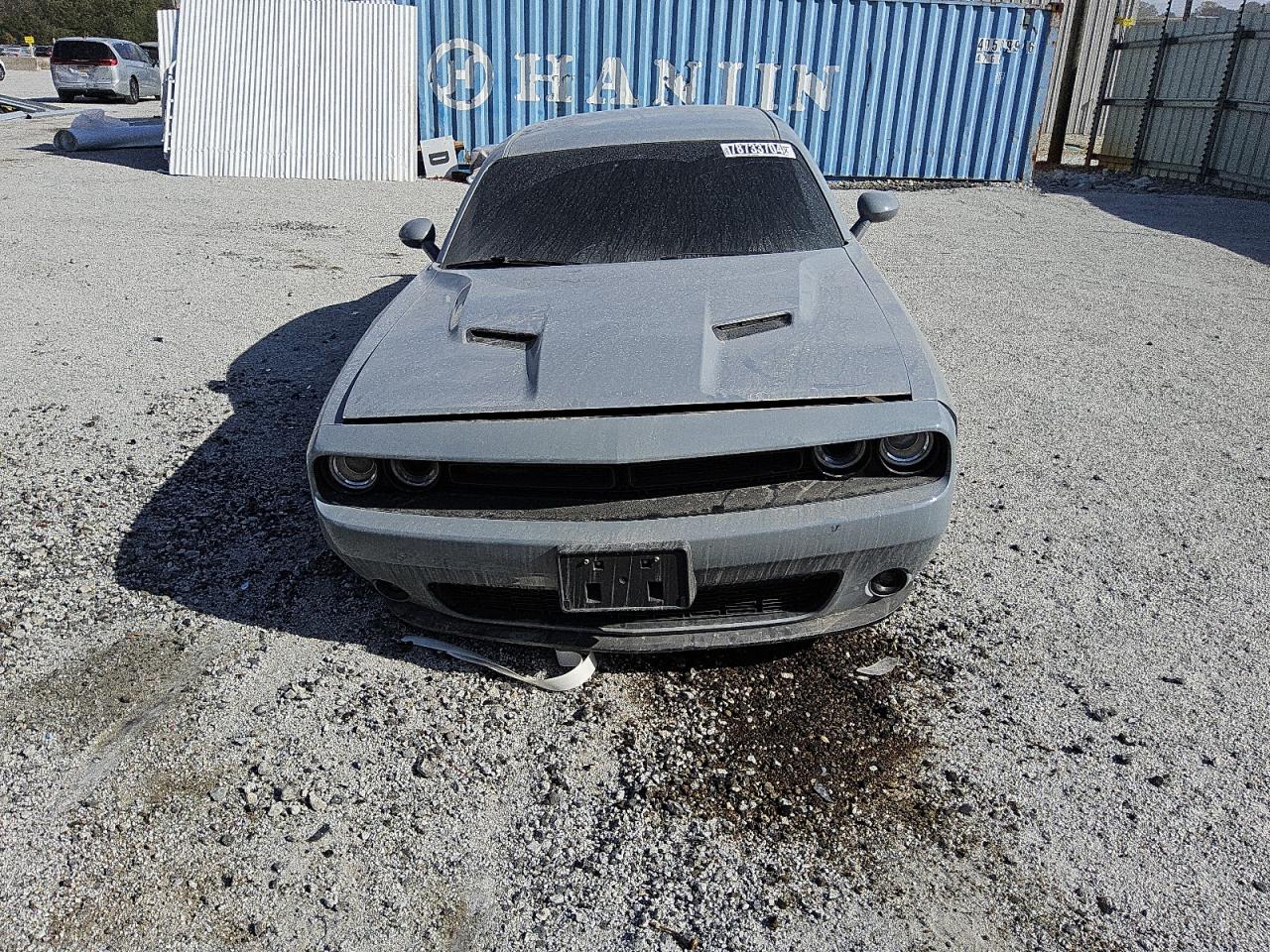 Lot #2982294085 2021 DODGE CHALLENGER